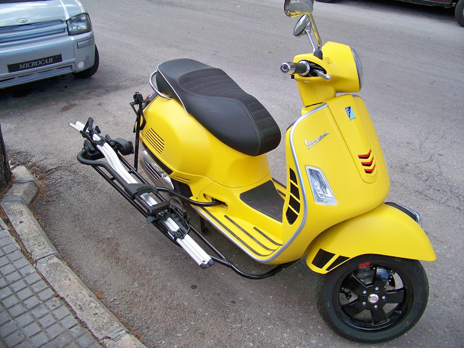 Vespa Zubehör in freier Wildbahn. - Allgemeines - Das Vespa Forum für  LX, LXV, GTV, GTS, S, ET2 & ET4